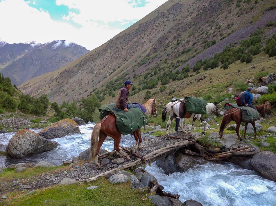 IMG 20220801 094737 1 Kirgizië Selectie Olivier Van Hoey W950 (1)