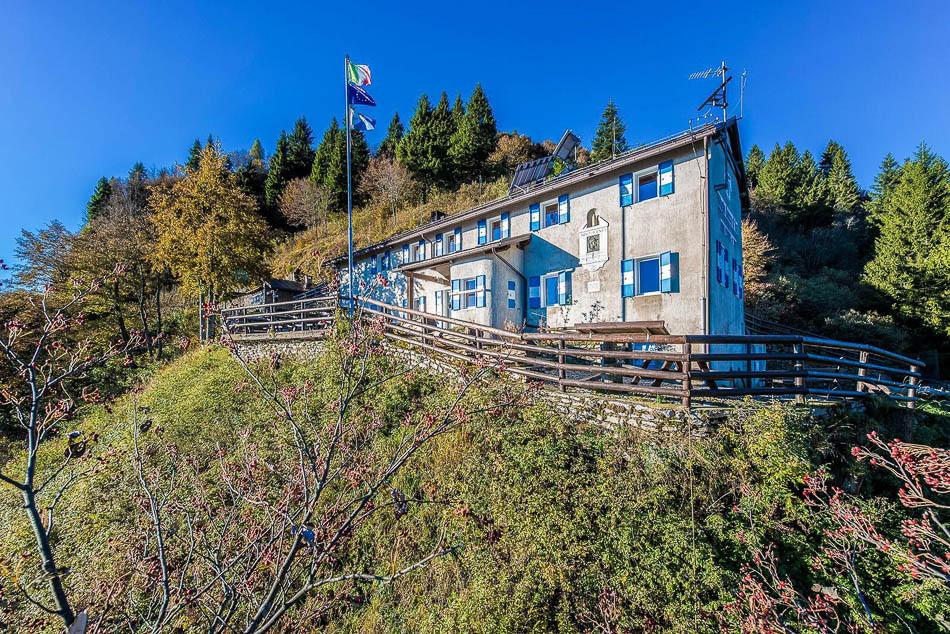 rifugio_bocca_di_trat_-_nino_pernici_1-4374ab95-mountain-moments-agent-w950