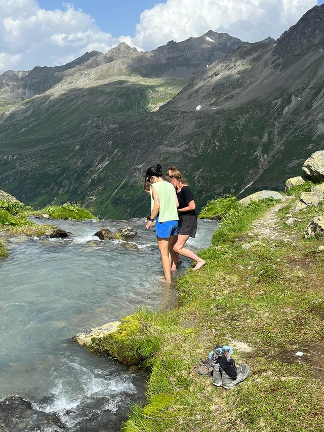 FADA98C4 F01D 4A85 821F 1104EFA47715 1 102 O 1080