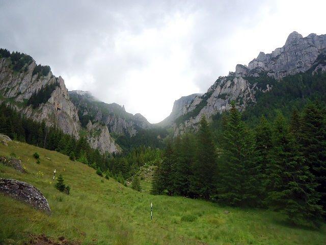 active-trekking-tour-in-bucegi-natural-park-and-national-park-piatra-craiului-4-days_export
